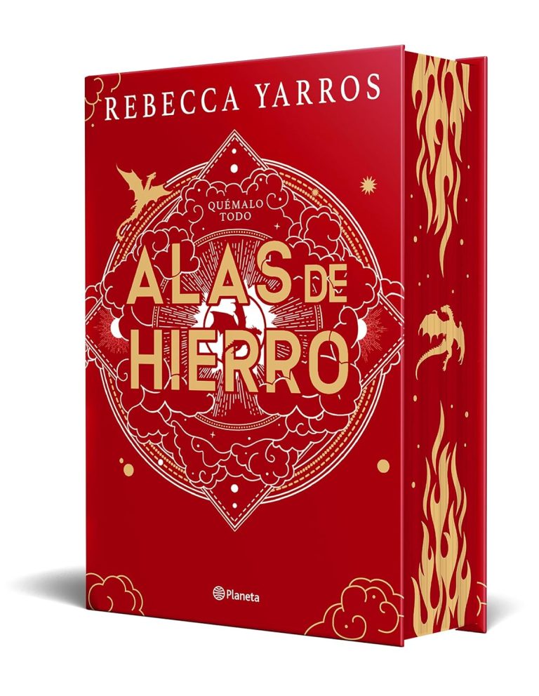 Nueva edición del libo de "Alas de Hierro" que tiene la portada dura completamente roja y dorado, con llamas en los bordes de las páginas.